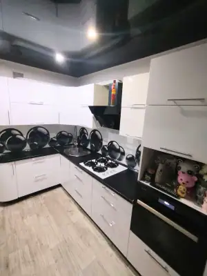Лида, Рыбиновского ул., д. 52, 3-комн.