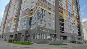 Помещение 137м с отдельным входом и высоким потолком