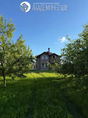 Двухэтажный законсервированный коттедж и баня в д. Николаевка 2