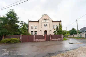 Полярная ул.,  62, Здание