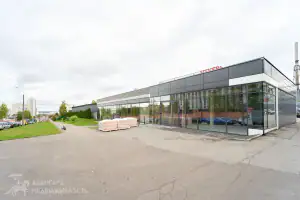 Домбровская ул., 10, Торговое помещение